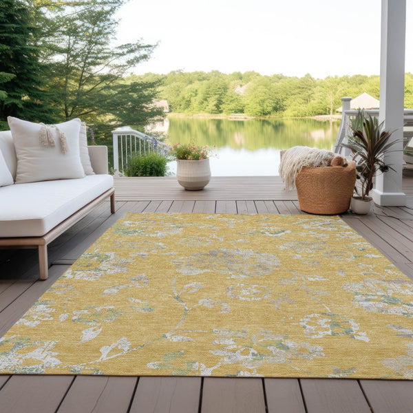 Homeroots 3' Artichoke Green Floral Washable Area Rug – Stylish, Durable, Perfect For Indoor & Outdoor Spaces 10' X 14' Polyester 589469