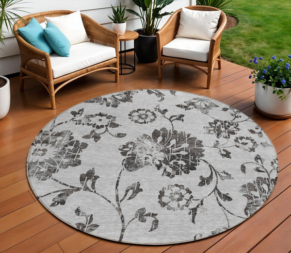Homeroots 3' Artichoke Green Floral Washable Area Rug – Stylish, Durable, Perfect For Indoor & Outdoor Spaces 8' Round Polyester 589472