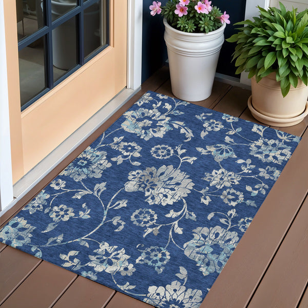 Homeroots 3' Artichoke Green Floral Washable Area Rug – Stylish, Durable, Perfect For Indoor & Outdoor Spaces 3' X 5' Polyester 589482