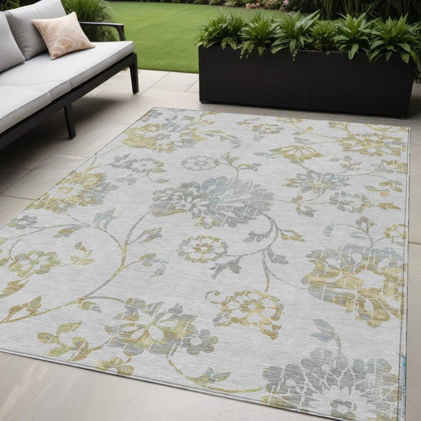Homeroots 3' Artichoke Green Floral Washable Area Rug – Stylish, Durable, Perfect For Indoor & Outdoor Spaces 5' X 8' Polyester 589501