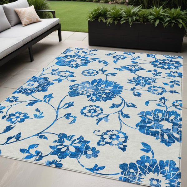 Homeroots 3' Artichoke Green Floral Washable Area Rug – Stylish, Durable, Perfect For Indoor & Outdoor Spaces 5' X 8' Polyester 589513
