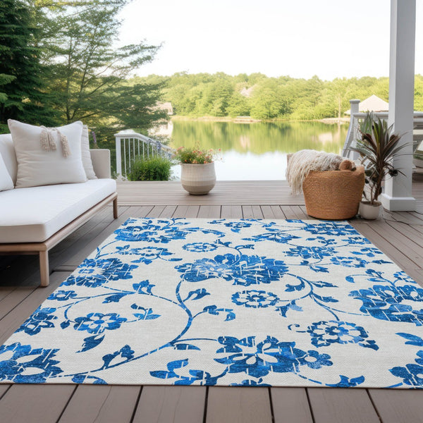 Homeroots 3' Artichoke Green Floral Washable Area Rug – Stylish, Durable, Perfect For Indoor & Outdoor Spaces 8' X 10' Polyester 589515