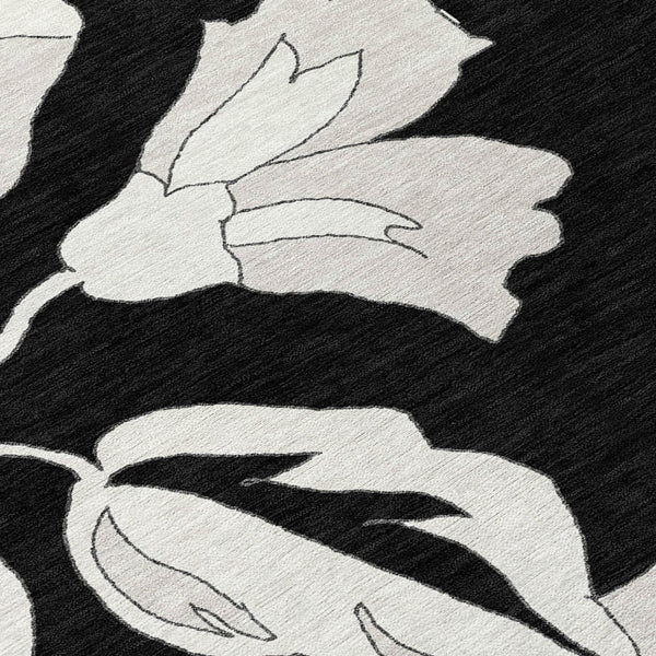 Homeroots 3' Artichoke Green Floral Washable Area Rug - Durable, Stylish Design For Indoor & Outdoor Use 8' Round Polyester 589526