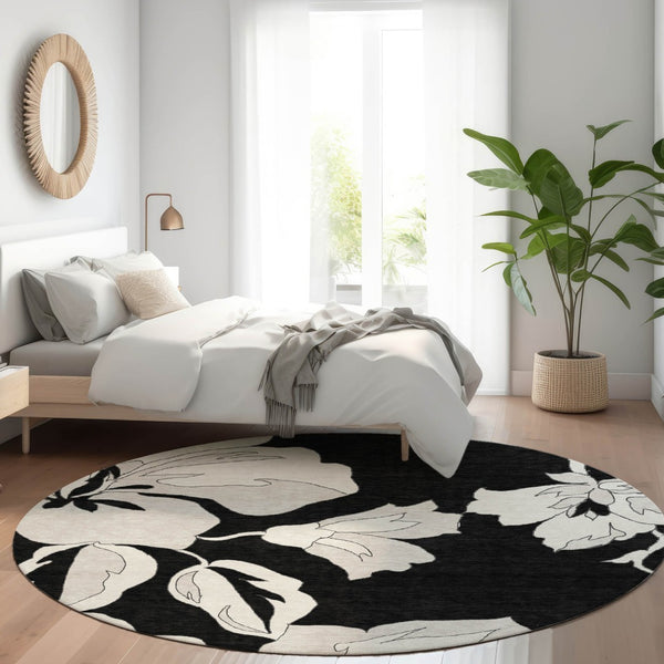 Homeroots 3' Artichoke Green Floral Washable Area Rug - Durable, Stylish Design For Indoor & Outdoor Use 8' Round Polyester 589526