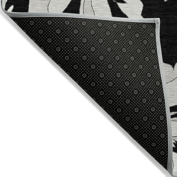 Homeroots 3' Artichoke Green Floral Washable Area Rug - Durable, Stylish Design For Indoor & Outdoor Use 8' X 10' Polyester 589527