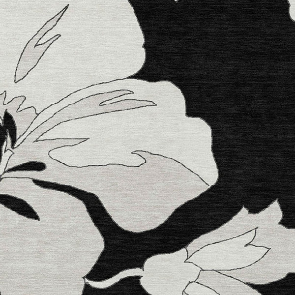 Homeroots 3' Artichoke Green Floral Washable Area Rug - Durable, Stylish Design For Indoor & Outdoor Use 8' X 10' Polyester 589527