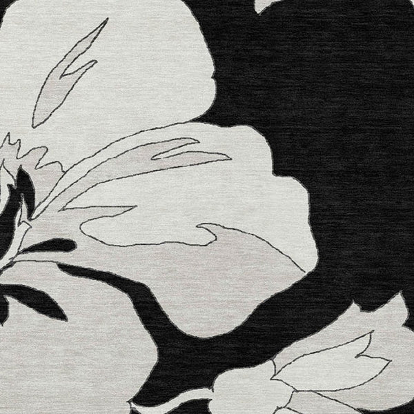 Homeroots 3' Artichoke Green Floral Washable Area Rug - Durable, Stylish Design For Indoor & Outdoor Use 9' X 12' Polyester 589528