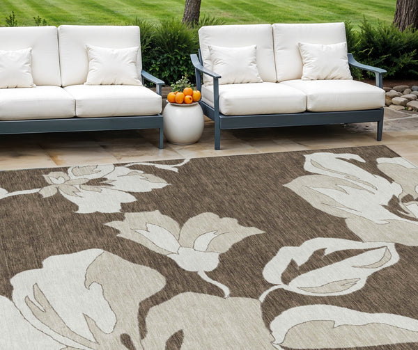 Homeroots 3' Artichoke Green Floral Washable Area Rug - Durable, Stylish Design For Indoor & Outdoor Use 10' X 14' Polyester 589535