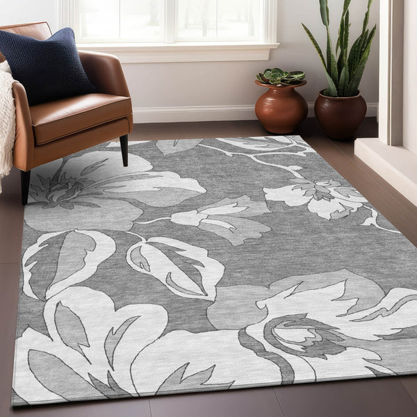 Homeroots 3' Artichoke Green Floral Washable Area Rug - Durable, Stylish Design For Indoor & Outdoor Use 5' X 8' Polyester 589537