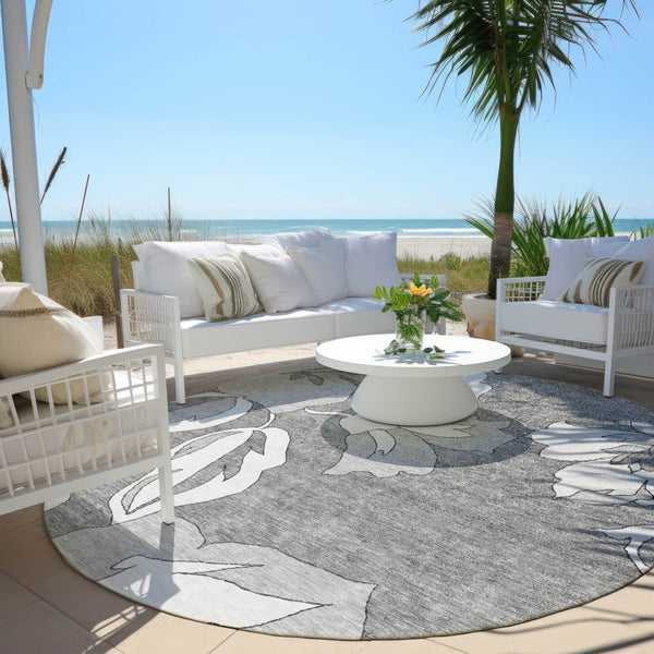 Homeroots 3' Artichoke Green Floral Washable Area Rug - Durable, Stylish Design For Indoor & Outdoor Use 8' Round Polyester 589538