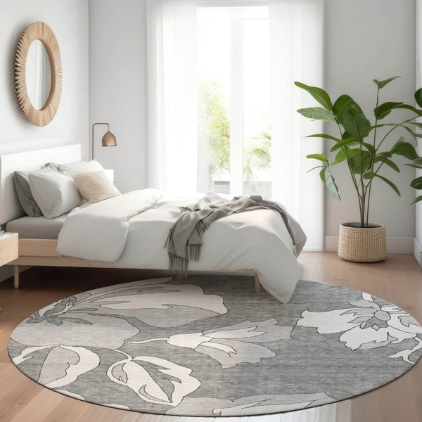 Homeroots 3' Artichoke Green Floral Washable Area Rug - Durable, Stylish Design For Indoor & Outdoor Use 8' Round Polyester 589538