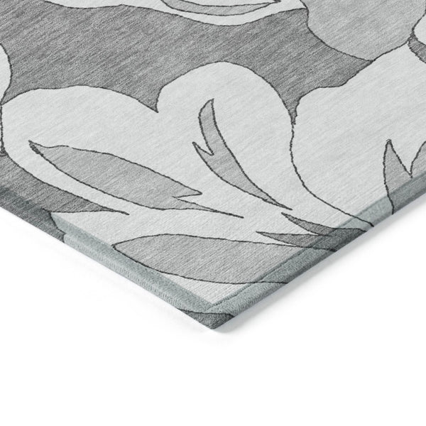 HomeRoots 5' Gray and Silver Floral Area Rug - Durable, Washable Design Perfect for Indoor and Outdoor Spaces 8' X 10' 589539