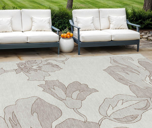 Homeroots 3' Artichoke Green Floral Washable Area Rug - Durable, Stylish Design For Indoor & Outdoor Use 9' X 12' Polyester 589546