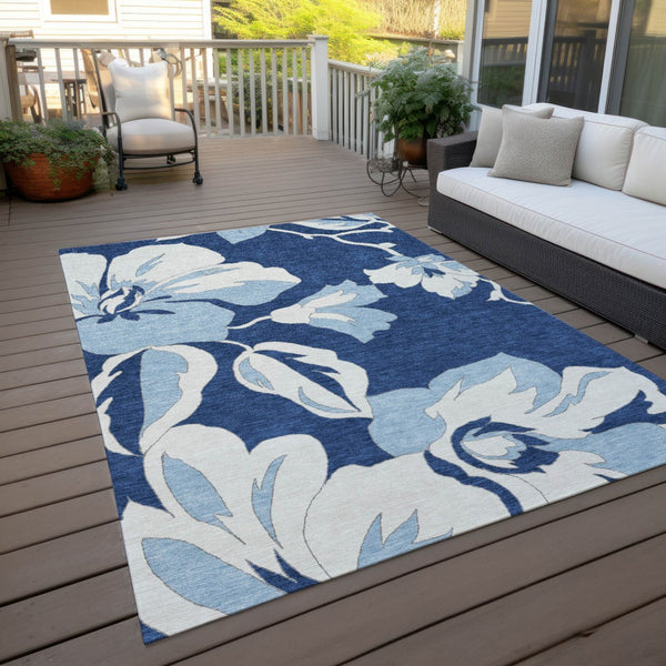 Homeroots 3' Artichoke Green Floral Washable Area Rug - Durable, Stylish Design For Indoor & Outdoor Use 9' X 12' Polyester 589558