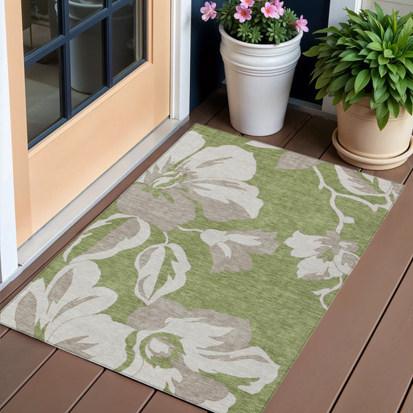 Homeroots 3' Artichoke Green Floral Washable Area Rug - Durable, Stylish Design For Indoor & Outdoor Use 3' X 5' Polyester 589560