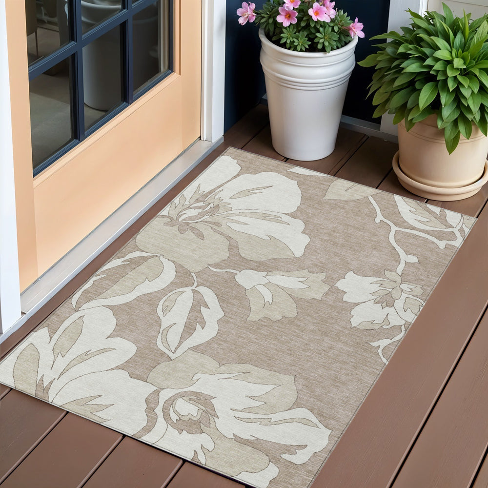 Homeroots 3' Artichoke Green Floral Washable Area Rug - Durable, Stylish Design For Indoor & Outdoor Use 3' X 5' Polyester 589578