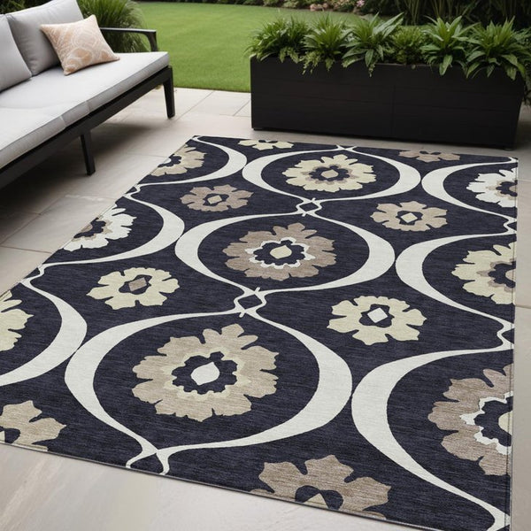 Homeroots 3' Black Ivory And Taupe Medallion Washable Area Rug For Indoor And Outdoor Spaces, Durable Design 5' X 8' Polyester 589591
