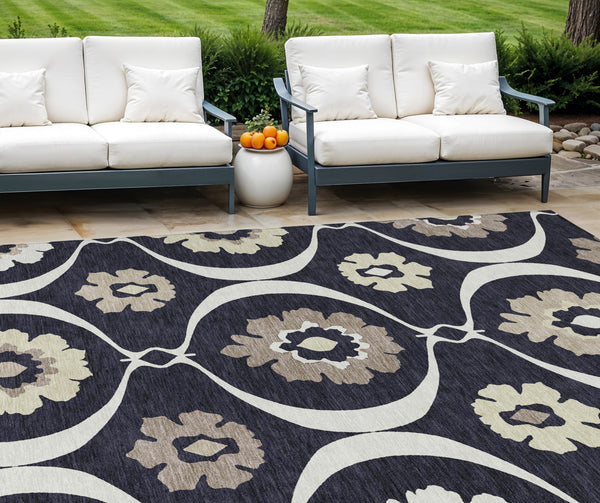 Homeroots 3' Black Ivory And Taupe Medallion Washable Area Rug For Indoor And Outdoor Spaces, Durable Design 8' X 10' Polyester 589593