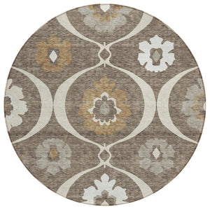 HomeRoots 5' Durable Medallion Area Rug in Brown, Beige, and Taupe - Stylish Washable Indoor/Outdoor Design 8' Round 589598
