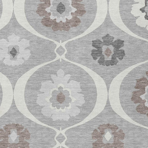 Homeroots 3' Black Ivory And Taupe Medallion Washable Area Rug For Indoor And Outdoor Spaces, Durable Design 5' X 8' Polyester 589609