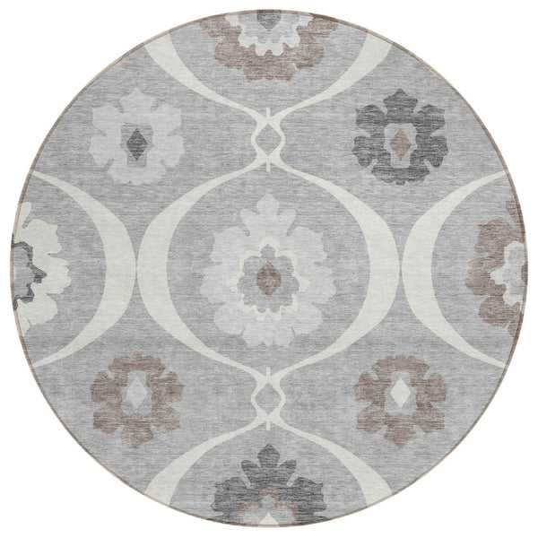 HomeRoots 5' Medallion Washable Indoor Outdoor Area Rug in Gray, Charcoal & Brown - Durable & Stylish Accent 8' Round 589610