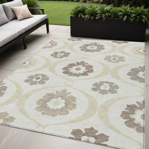 Homeroots 3' Black Ivory And Taupe Medallion Washable Area Rug For Indoor And Outdoor Spaces, Durable Design 5' X 8' Polyester 589615