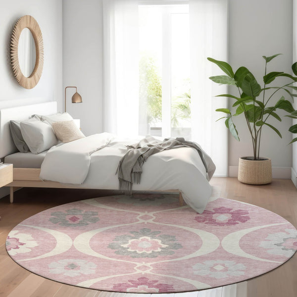 Homeroots 3' Black Ivory And Taupe Medallion Washable Area Rug For Indoor And Outdoor Spaces, Durable Design 8' Round Polyester 589634