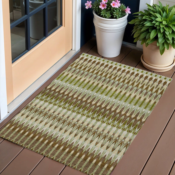 Homeroots 3' Beige Taupe And Gold Southwestern Indoor Outdoor Area Rug - Durable, Washable, Stylish Decor 3' X 5' Polyester 589782