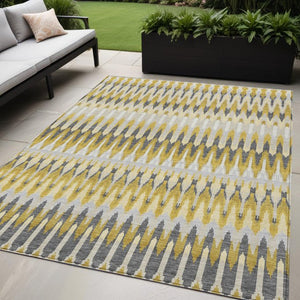 Homeroots 3' Beige Taupe And Gold Southwestern Indoor Outdoor Area Rug - Durable, Washable, Stylish Decor 5' X 8' Polyester 589789