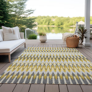 Homeroots 3' Beige Taupe And Gold Southwestern Indoor Outdoor Area Rug - Durable, Washable, Stylish Decor 9' X 12' Polyester 589792