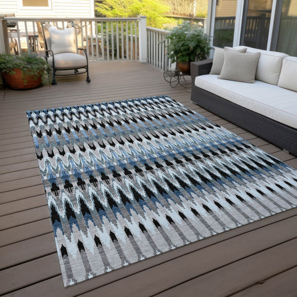 Homeroots 3' Beige Taupe And Gold Southwestern Indoor Outdoor Area Rug - Durable, Washable, Stylish Decor 5' X 8' Polyester 589795