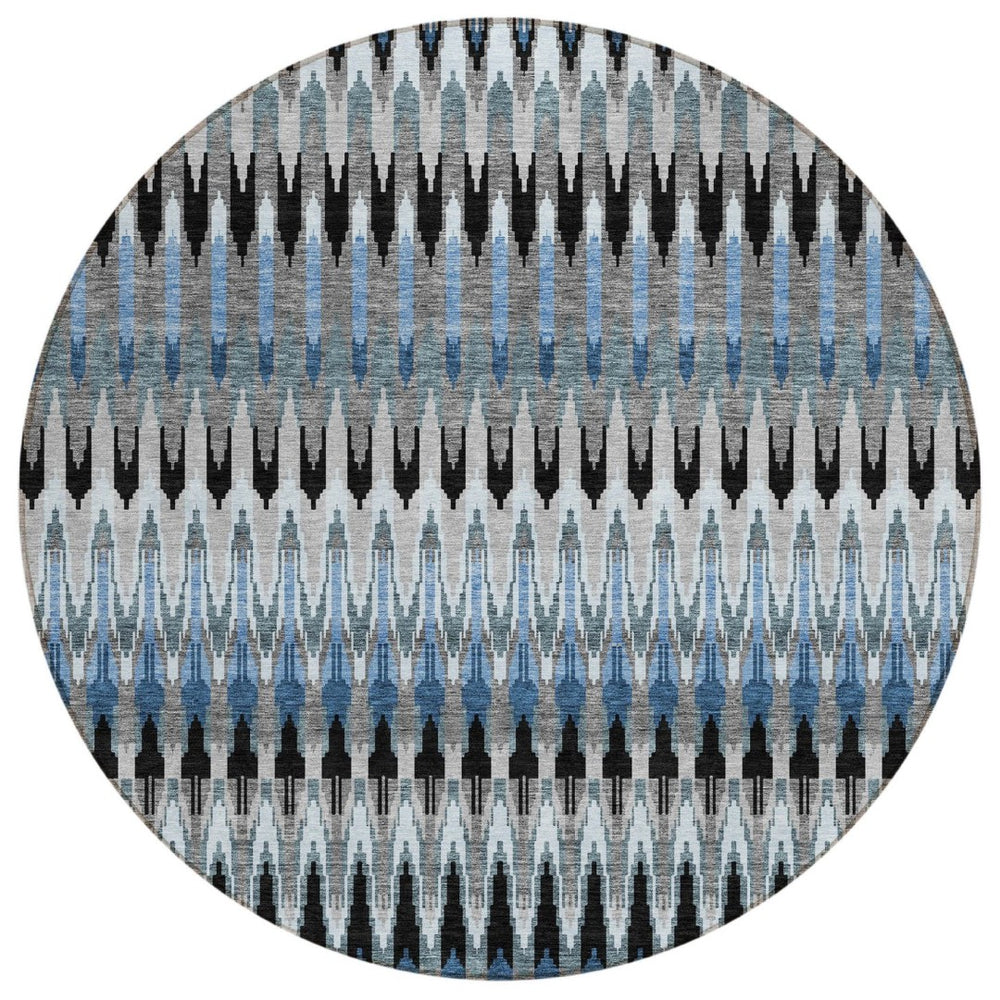 HomeRoots 5' Gray Charcoal and Silver Southwestern Area Rug – Durable, Washable Design for Indoor & Outdoor Use 8' Round 589796