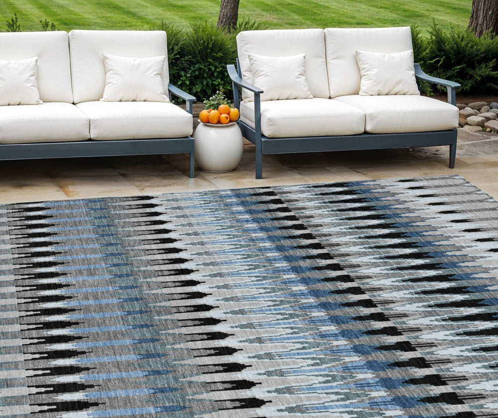 HomeRoots 9' Gray Charcoal and Silver Southwestern Area Rug - Durable, Washable, Versatile for Indoor & Outdoor Use 9' X 12' 589798