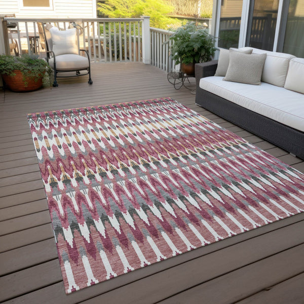 Homeroots 3' Beige Taupe And Gold Southwestern Indoor Outdoor Area Rug - Durable, Washable, Stylish Decor 8' X 10' Polyester 589809