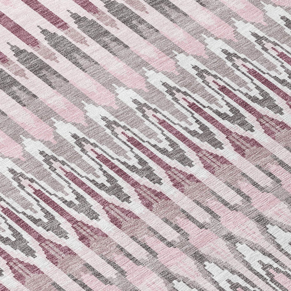 Homeroots 3' Beige Taupe And Gold Southwestern Indoor Outdoor Area Rug - Durable, Washable, Stylish Decor 8' Round Polyester 589826