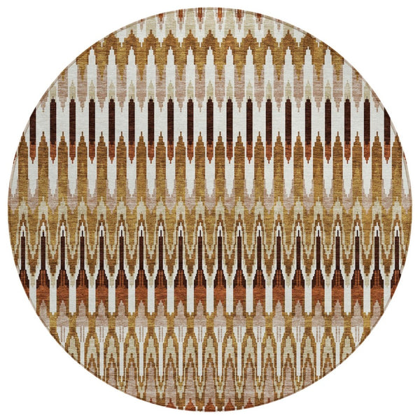 HomeRoots 5' Southwestern-Inspired Washable Area Rug in Terra Cotta, Beige & Red for Indoor and Outdoor Use 8' Round 589838