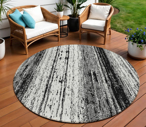 Homeroots 3' Artichoke Green And Ivory Striped Washable Indoor Outdoor Area Rug For Stylish Living Spaces 8' Round Polyester 589856