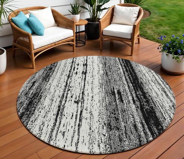 Homeroots 3' Artichoke Green And Ivory Striped Washable Indoor Outdoor Area Rug For Stylish Living Spaces 8' Round Polyester 589856