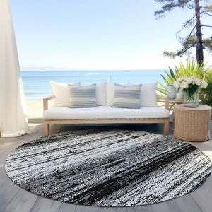 Homeroots 3' Artichoke Green And Ivory Striped Washable Indoor Outdoor Area Rug For Stylish Living Spaces 8' Round Polyester 589856