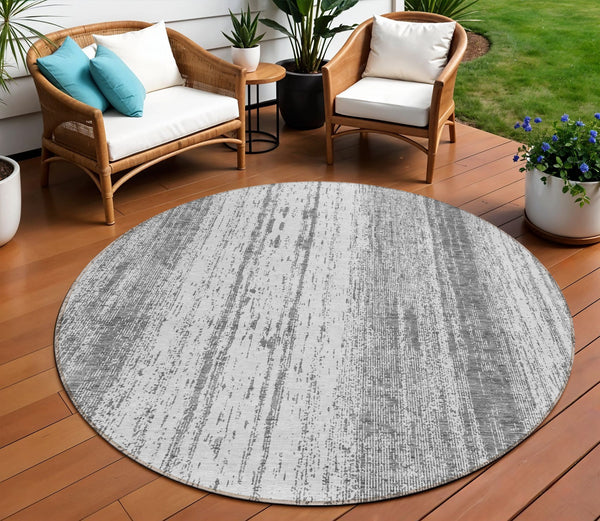 Homeroots 3' Artichoke Green And Ivory Striped Washable Indoor Outdoor Area Rug For Stylish Living Spaces 8' Round Polyester 589874