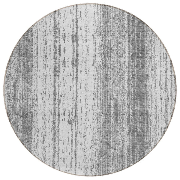 HomeRoots 5' Gray and Ivory Striped Area Rug - Stylish, Durable, Washable Indoor/Outdoor Design for Versatile Use 8' Round 589874