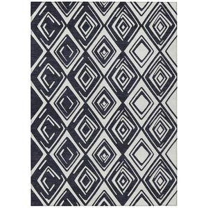 HomeRoots 9' Black and Ivory Geometric Area Rug - Stylish, Washable Design for Indoor and Outdoor Spaces 9' X 12' 589930