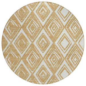 HomeRoots 5' Gold and Ivory Geometric Washable Area Rug for Indoor and Outdoor Spaces – Modern Style & Durability 8' Round 589946