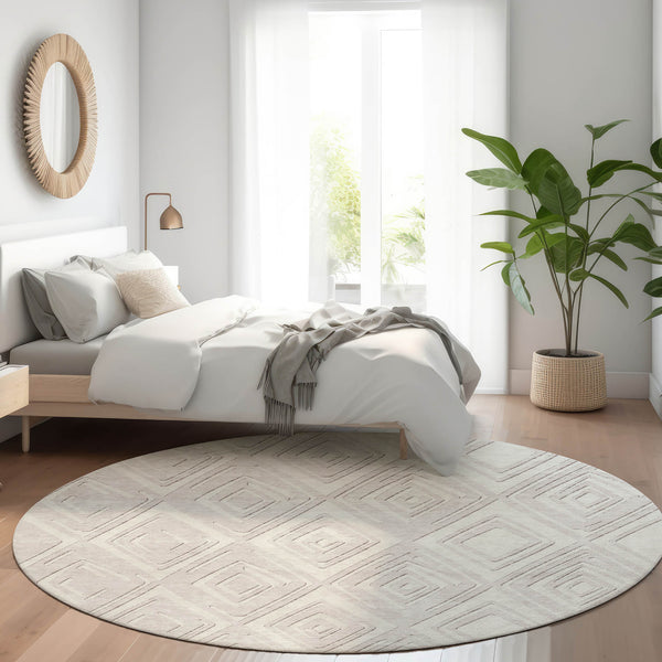 Homeroots 3'' Black And Ivory Geometric Washable Area Rug For Indoor Outdoor Spaces, Durable And Stylish Design 8' Round Polyester 589952