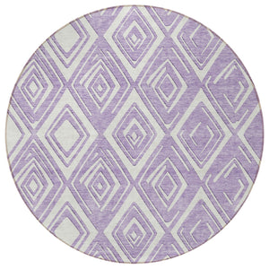 Homeroots 3'' Black And Ivory Geometric Washable Area Rug For Indoor Outdoor Spaces, Durable And Stylish Design 8' Round Polyester 589958