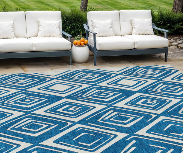 Homeroots 3'' Black And Ivory Geometric Washable Area Rug For Indoor Outdoor Spaces, Durable And Stylish Design 8' X 10' Polyester 589965