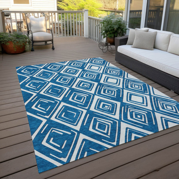 Homeroots 3'' Black And Ivory Geometric Washable Area Rug For Indoor Outdoor Spaces, Durable And Stylish Design 10' X 14' Polyester 589967