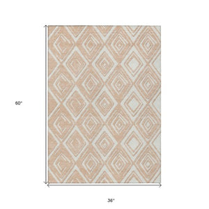 Homeroots 3'' Black And Ivory Geometric Washable Area Rug For Indoor Outdoor Spaces, Durable And Stylish Design 3' X 5' Polyester 589968