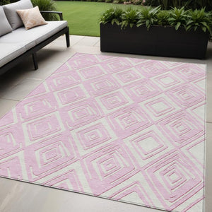 Homeroots 3'' Black And Ivory Geometric Washable Area Rug For Indoor Outdoor Spaces, Durable And Stylish Design 5' X 8' Polyester 589975