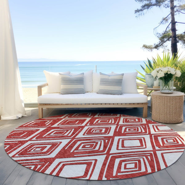 Homeroots 3'' Black And Ivory Geometric Washable Area Rug For Indoor Outdoor Spaces, Durable And Stylish Design 8' Round Polyester 589988